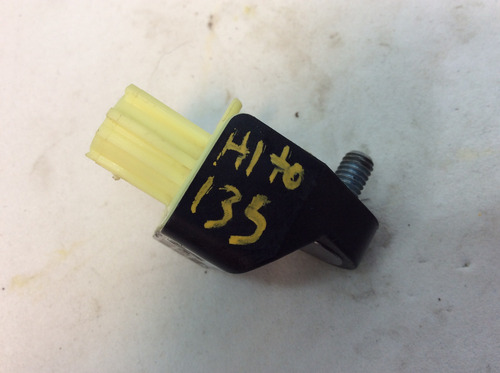Sensor Impacto Interior Delantero Derecho Hilux 22 2.7 Gasol (Usado)