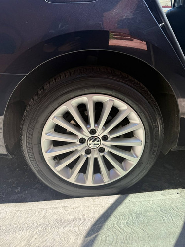 Volkswagen Passat 2.5 Tiptronic Highline At