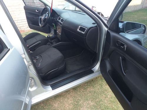 Volkswagen Bora 1.9 Trendline I 100cv 2011