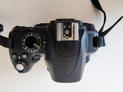 Imagen 6 de 8 de Cámara Nikon D3000 Dslr + Cargador - 10500 Disparos