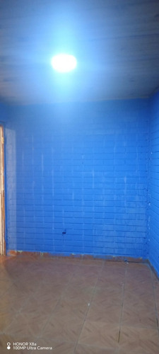 Casa Con Local Comercial