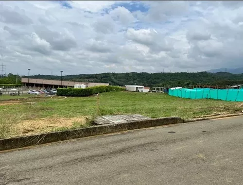 Venta De Lote De 1424mt2 En Pance, Sur De Cali, 9488.