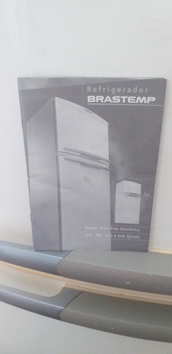 Imagem 3 de 4 de Geladeira Brastemp Frost Free Único Dono Com Manual