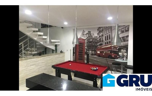 Imagem 3 de 15 de Casa Em Condomínio Cinematográfica Piscina Aquecida Piscina Entra Dentro Da Área Gourmet Ar Condicionado Sala De Cinema Pé Direito De 5 Metros Na Sala Condomínio Seguro É Maravilhoso Sho