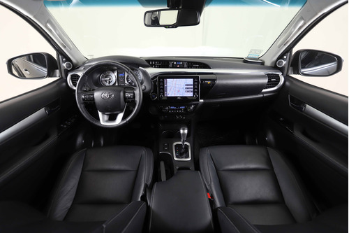 Toyota Hilux 2.8 Cd Srx 177cv 4x2 At