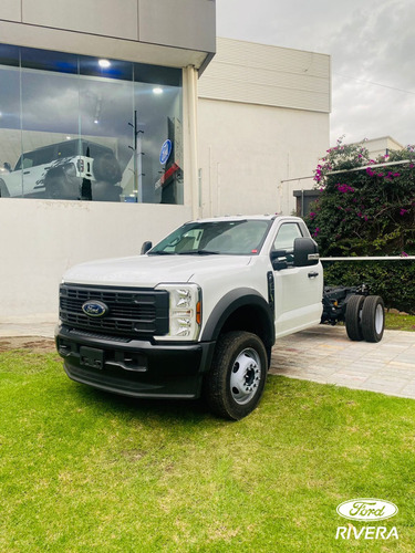 Ford F-450 Xl