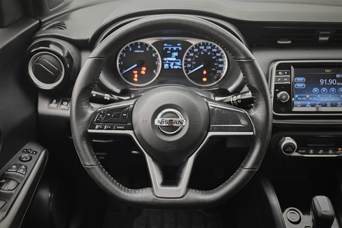 Imagen 10 de 15 de Nissan Kicks Exclusive 1.6 2020