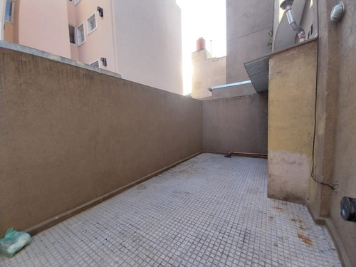 Local Comercial Dpto En Venta - Alto Alberdi