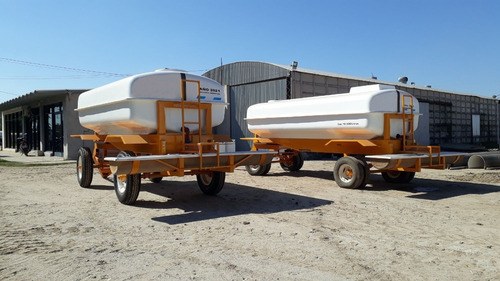 Acoplado Tanque Con Bebederos 8.000 Ltrs