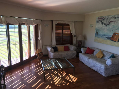 Imagen 5 de 19 de Complejo De 3 Casas En Venta En Costa Azul - Carlos Paz. Al Lado Del Lago