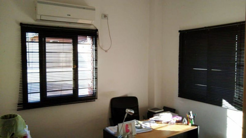 Venta De Oficina Comercial En Monte Grande