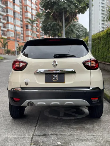 Renault Captur 2.0 Intens Automática
