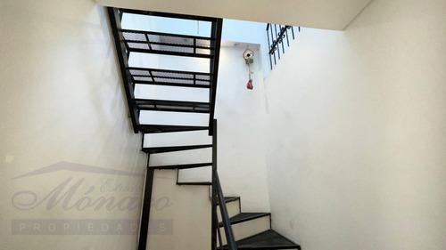 Imagen 28 de 30 de Triplex 3 Amb Con Terraza. Sin Expensas Reciclado!