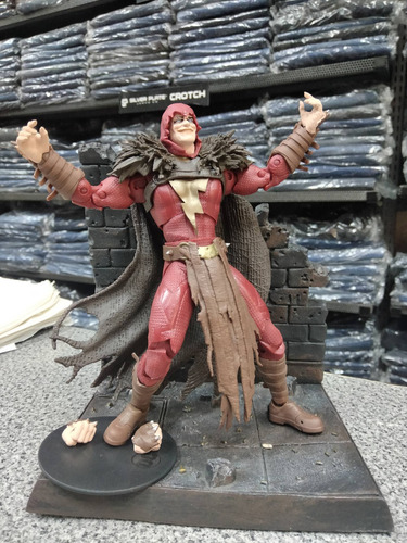 Dc Mcfarlane, King Shazam Infected, Multiverse!! (Usado)