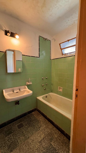 Casa Con Departamento En Villa General Belgrano