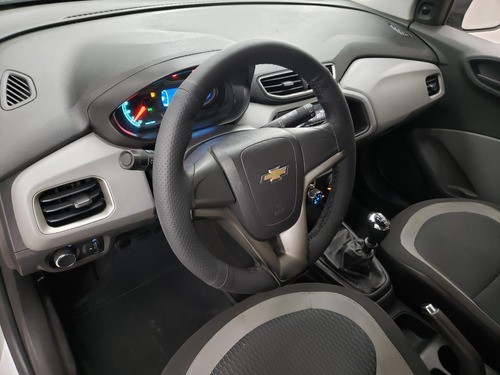 Chevrolet Onix Onix 1.0 LT SPE/4