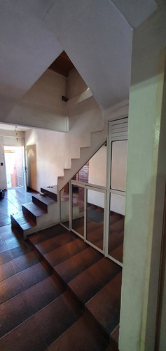 Departamento Tipo Casa Al Frente 4 Ambientes Con Terraza