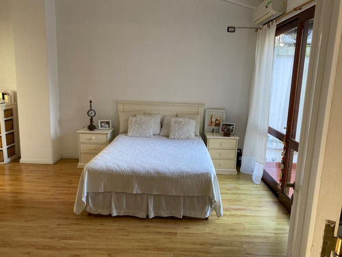 Venta Casa 4 Amb Cochera, Parque Y Piscina Quilmes