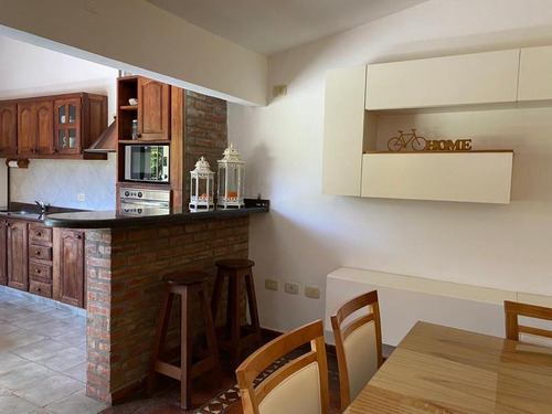 Venta Casa Parada 11 - A 300 Mts. De Ruta 9. Funes
