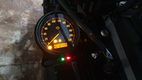 Imagem 8 de 11 de Harley Davidson Iron Xl883n 2017-2018