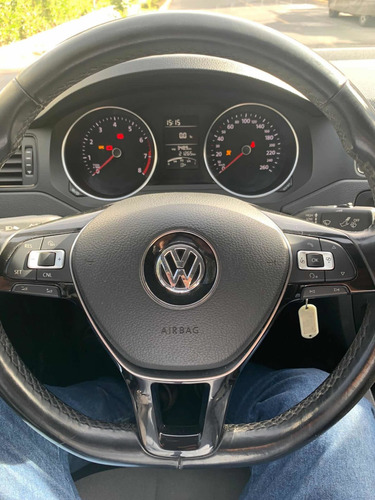 Volkswagen Jetta -