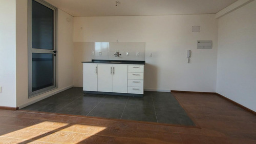 Imagen 3 de 13 de Apartamento, 1 Dormitorio Al Norte. H.
