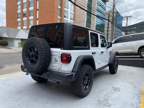 Jeep Wrangler Sahara 4xe