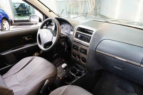Fiat Strada 1.4 MPI TREKKING CS 8V FLEX 2P MANUAL