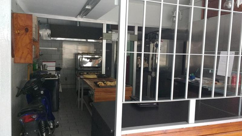 Imagen 2 de 10 de Venta Local 70 M2 Valentin Alsina Lanus
