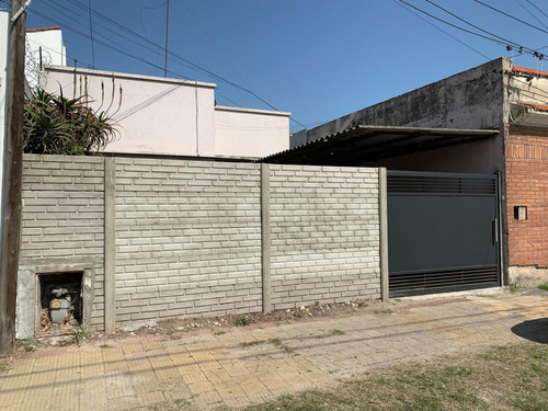 Casa De 2 Dormitorios En Venta I Calle 122 Entre 37 Y 38