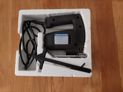 Sierra Caladora Black And Decker (Usado)