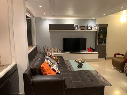 Imagen 4 de 14 de Colinas De La Tahona, Se Vende Apartamento. Cod. 21-8622