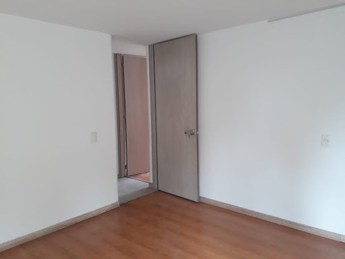 Imagen 26 de 28 de Apartamento En Arriendo Alto Del Perro 279-19454