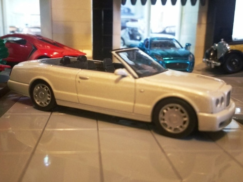 Priviet Bentley Azure Kyosho 1:64 Blanco Hw (raro)