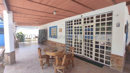 Casa Vacacional En Bahia De Cata Playa Disponible Para La Venta Urbanismo Privado Seguridad Todos Los Servicios Estef 25-14320