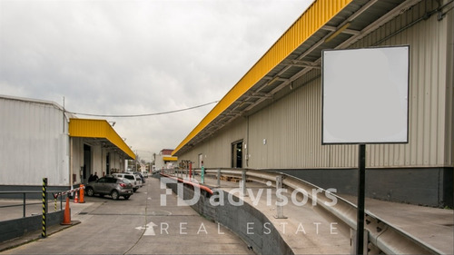 Arriendo De Bodegas En Centro Logístico 450 M2 - Ñuñoa
