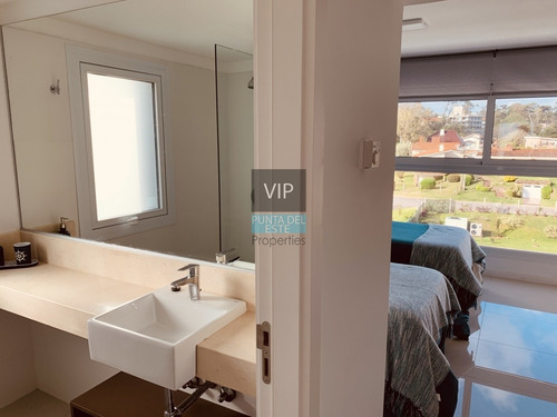 Vendo Unidad Penthouse Frente Al Mar- Ref: 505