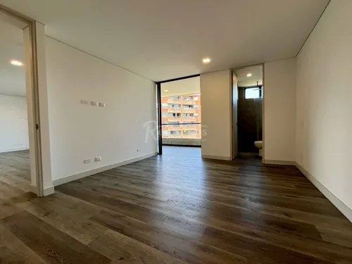 Apartamento En Venta En Tesoro. Cod V776071