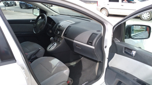 Nissan Sentra 2010 2.0 S Flex Aut. 4p