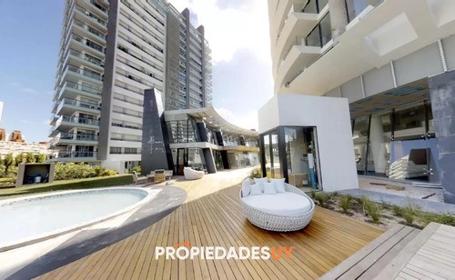 Apartamento En Venta Y Alquiler En Mansa Punta Del Este, 3 Dormitorios, 4 Baños