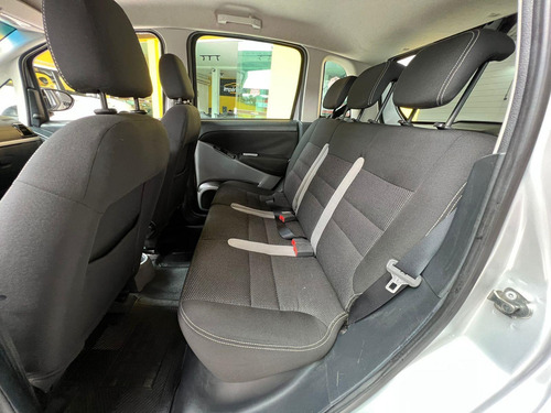 Imagem 12 de 14 de Fiat Idea Idea Essence 1.6 Flex 16v 5p Flex Automático