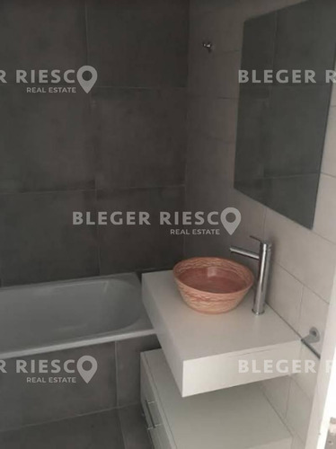Departamento En Venta Ubicado En Tigre, Zona Norte