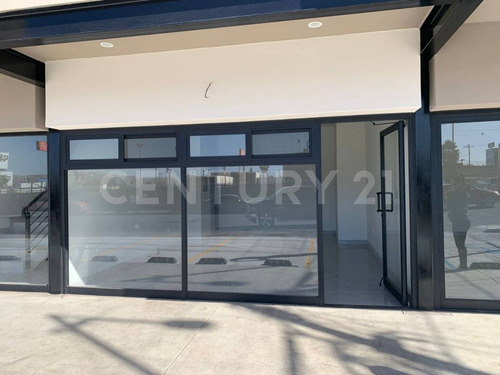 Local Comercial En Renta, Fraccionamiento Nueva Ensenada, Ensenada, B.c.