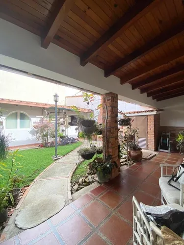 Casa - Las Guamas - 300 Mts2