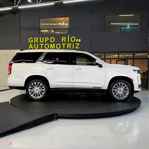 Cadillac Escalade 2023