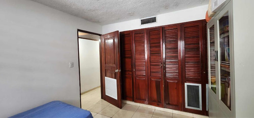 Imagen 4 de 11 de Apartamento En Venta En Bella Vista, Cerca Avenida Anacaona Y Parque Mirador Sur
