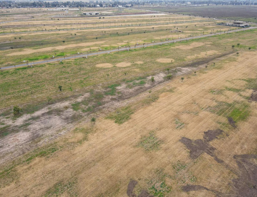 Terreno En Venta Vida Club De Campo En Funes, Lote 575