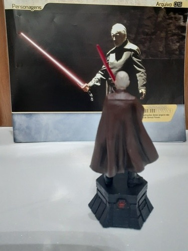 Miniatura Count Dooku Star Wars Xadrez Oficial De Metal.