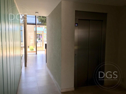 Imagen 6 de 17 de Departamento Dos Ambientes En Excelente Ubicación - Banfield Este