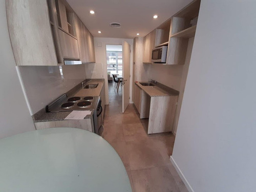 Imagen 10 de 22 de Departamento De 3 Ambientes - A La Calle - Brown 2600